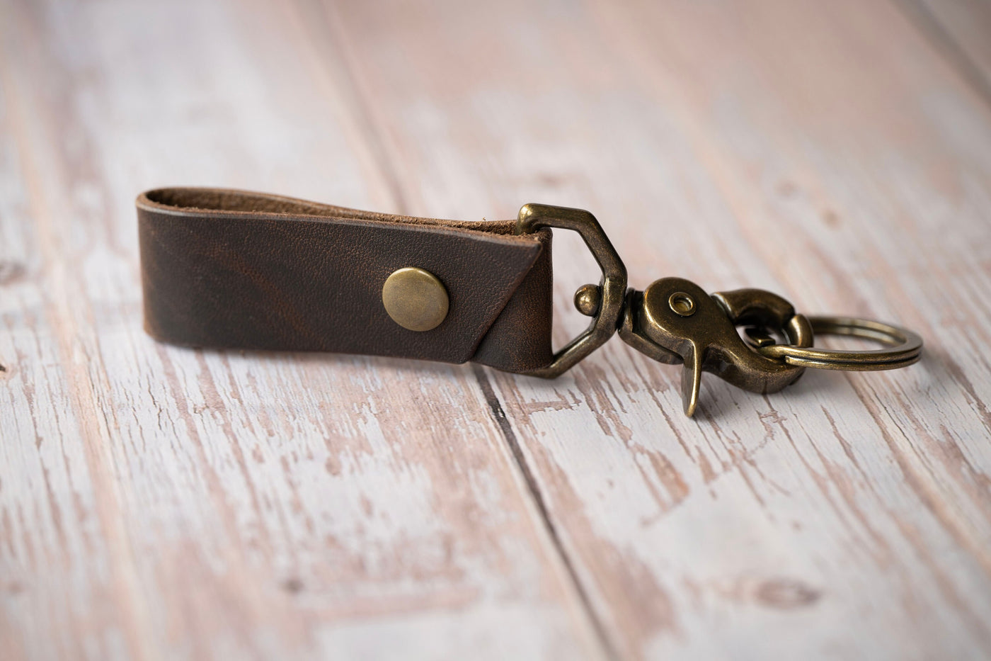 Personalized Leather Keychain Snap Clip - Key chain for keys - Black + Antique Brass - Engrave Custom Gift